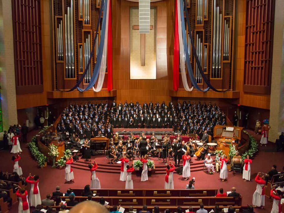 Clarity provided tuning services, custom microphone mount system in Friendship Missionary Baptist Church.